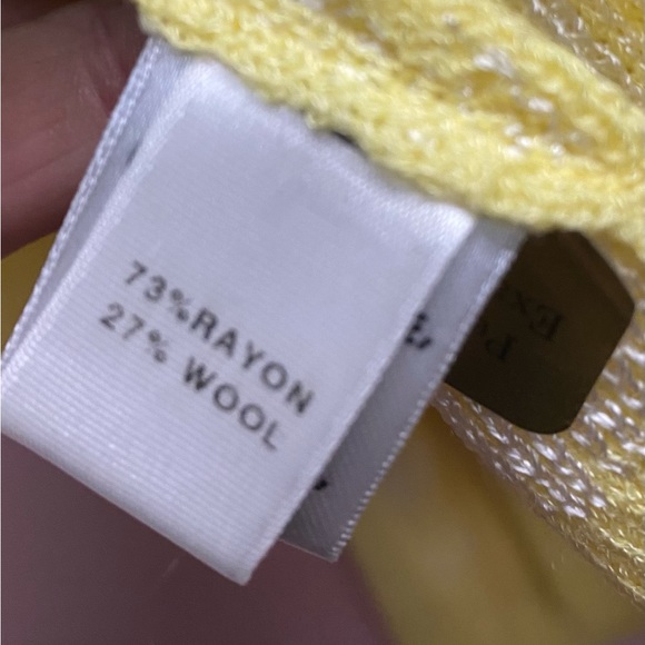 St. John Sport Jacket zipper closure size L bright yellow - Picture 6 of 8